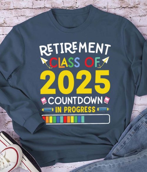 Personalized Countdown On Progress Retirement Teacher Long Sleeve T-Shirt